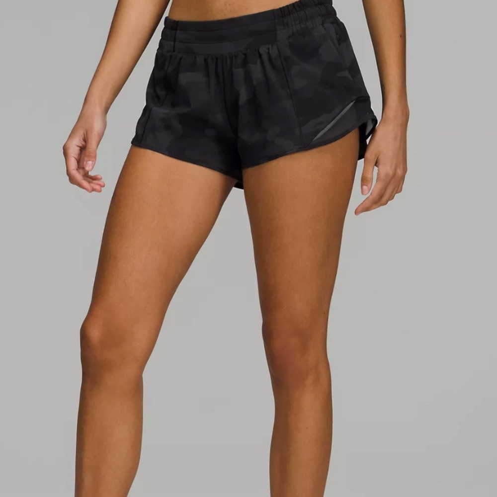 Lululemon Camouflage Hotty Hot Shorts 2.5 inch